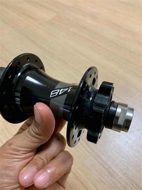 Specialized hubs